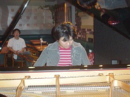 中村さんの演奏風景