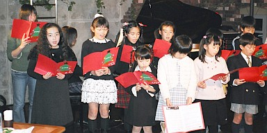 歌っている写真３