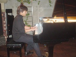 中村さんの演奏風景