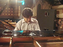 中村さんの演奏風景