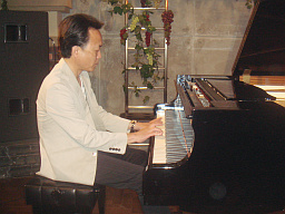 井口さんの演奏風景