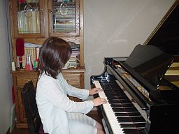 長友さんの演奏風景