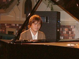 中村さんの演奏風景
