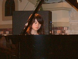 山下さんの演奏風景